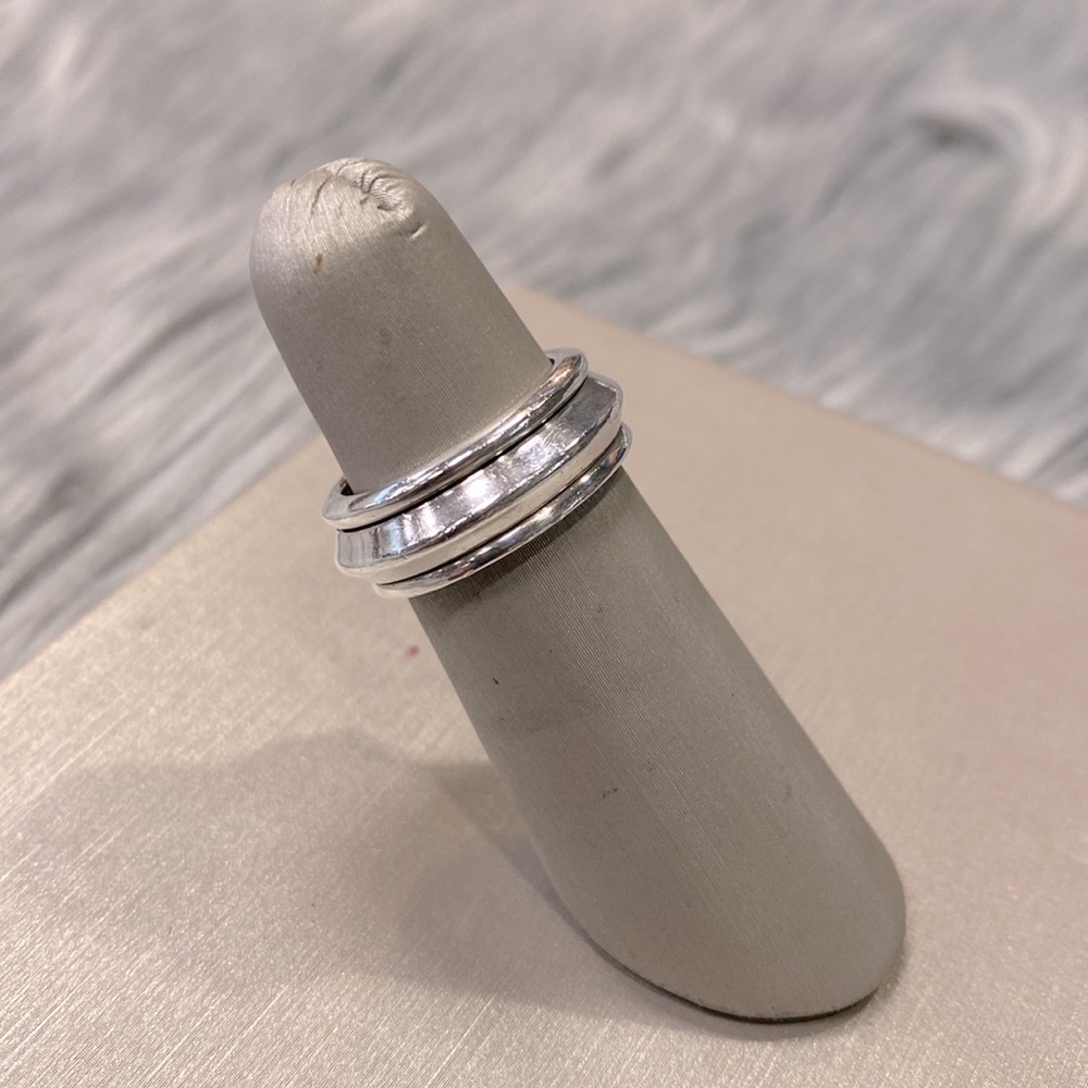 Chunky Triangular Sterling Silver Spinner Ring - image 3